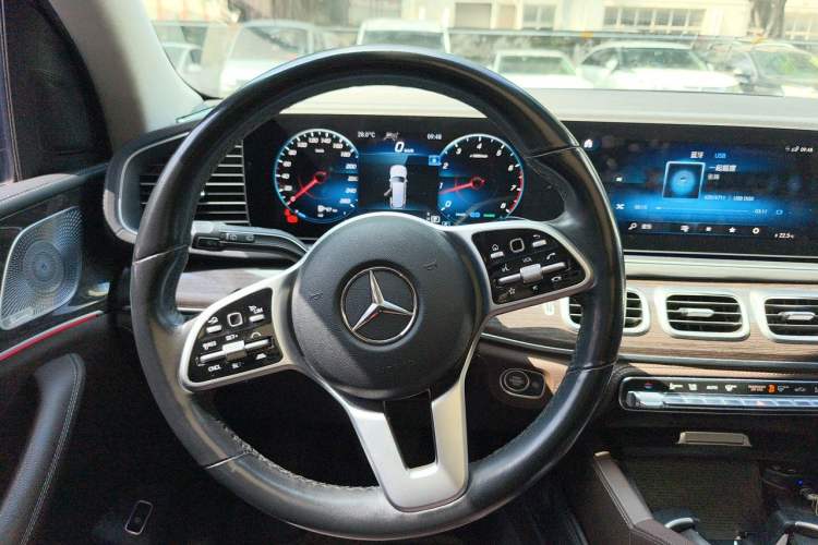 Used Mercedes-Benz GLS 2021 GLS 450 4MATIC Stylish Model Steering Wheel