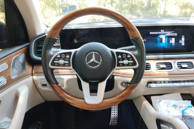Used Mercedes-Benz GLS 2021 Facelift GLS 450 4MATIC Luxury Edition Steering Wheel