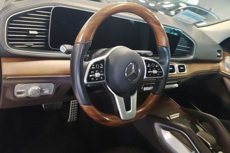 Used Mercedes-Benz GLS 2021 GLS 450 4MATIC Luxury Model Steering Wheel