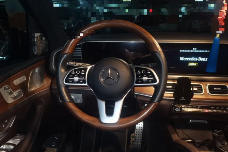 Used Mercedes-Benz GLS  Steering Wheel