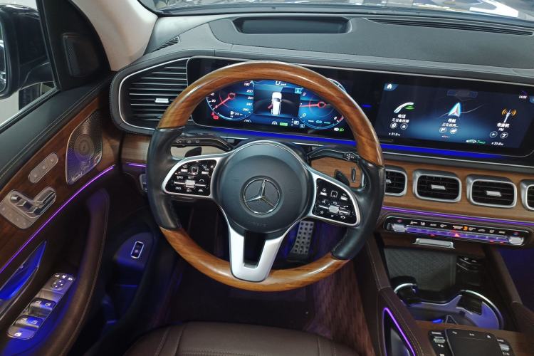 Used Mercedes-Benz GLS 2021 GLS 450 4MATIC Luxury Model Steering Wheel