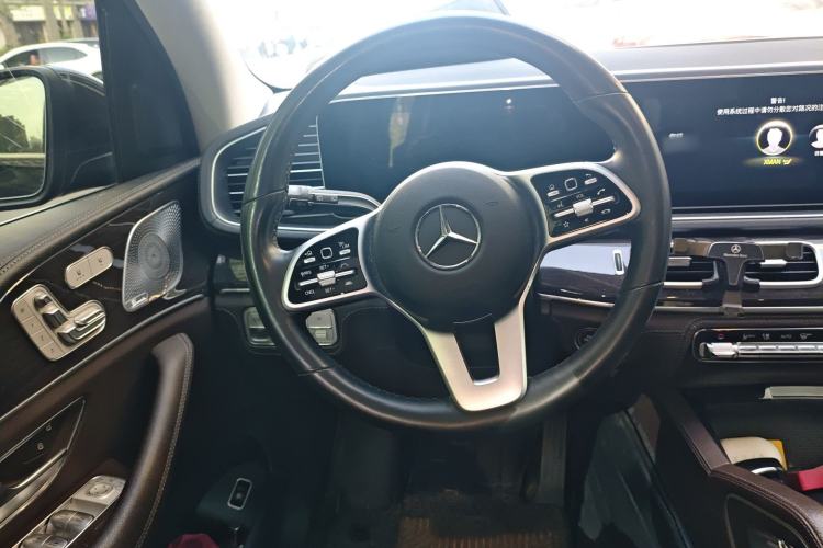 Used Mercedes-Benz GLS 2021 GLS 450 4MATIC Stylish Model Steering Wheel