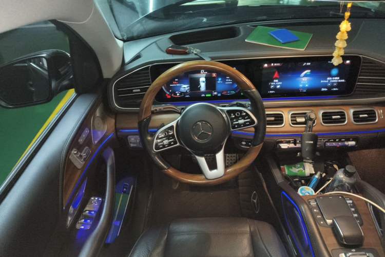 Used Mercedes-Benz GLS 2021 Facelift GLS 450 4MATIC Luxury Edition Steering Wheel