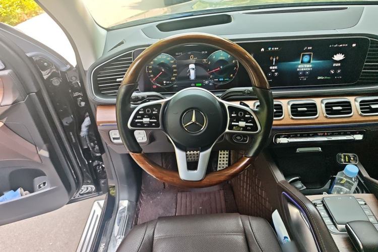 Used Mercedes-Benz GLS 2021 Facelift GLS 450 4MATIC Luxury Edition Steering Wheel