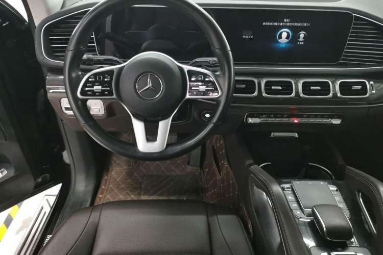Used Mercedes-Benz GLS 2021 GLS 450 4MATIC Stylish Model Steering Wheel