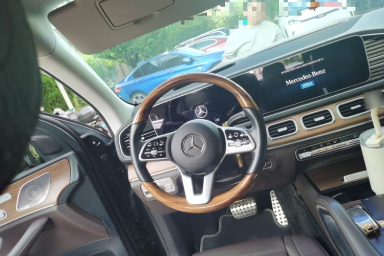 Used Mercedes-Benz GLS 2021 Facelift GLS 450 4MATIC Luxury Edition Steering Wheel