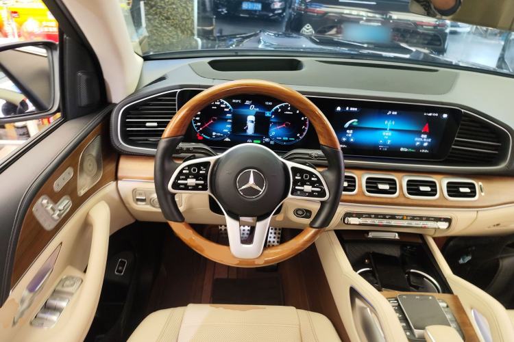 Used Mercedes-Benz GLS 2021 Facelift GLS 450 4MATIC Luxury Edition Steering Wheel
