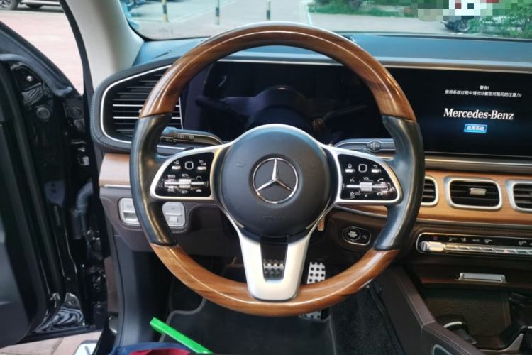 Used Mercedes-Benz GLS 2021 Facelift GLS 450 4MATIC Luxury Edition Steering Wheel