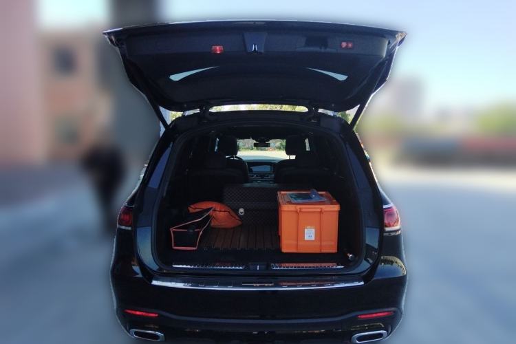 Used Mercedes-Benz GLS  Trunk
