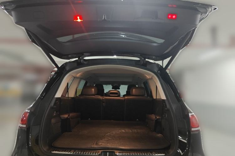 Used Mercedes-Benz GLS 2021 Facelift GLS 450 4MATIC Luxury Edition Trunk