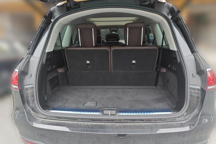 Used Mercedes-Benz GLS 2021 GLS 450 4MATIC Luxury Model Trunk