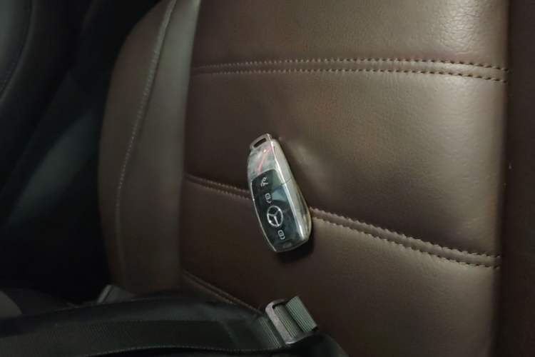 Used Mercedes-Benz GLS 2021 GLS 450 4MATIC Luxury Model Vehicle Key