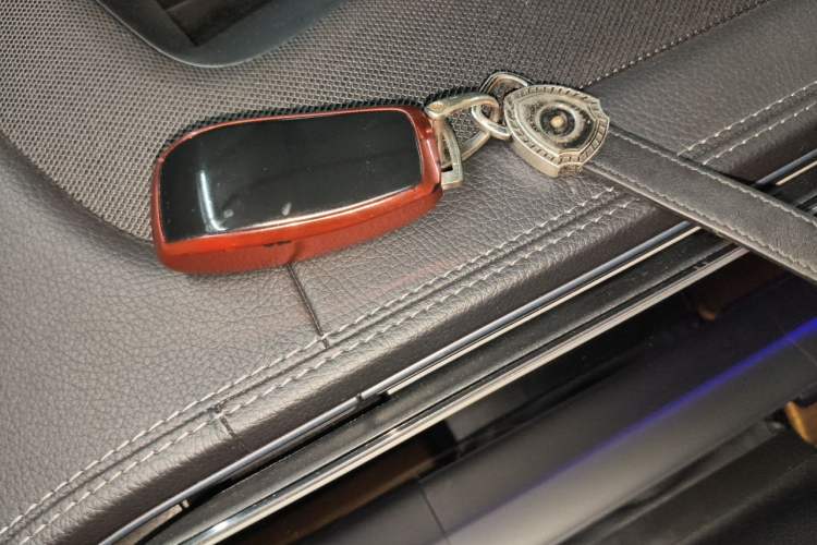 Used Mercedes-Benz GLS 2021 Facelift GLS 450 4MATIC Luxury Edition Vehicle Key