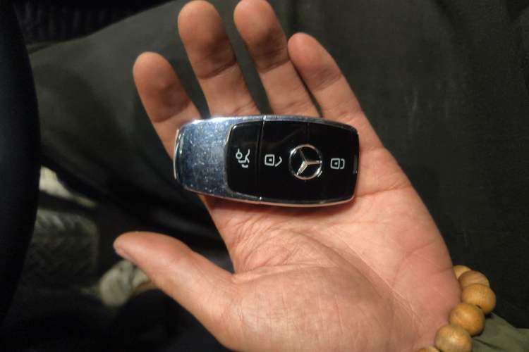 Used Mercedes-Benz GLS 2021 Refresh GLS 450 4MATIC Fashion Edition Vehicle Key