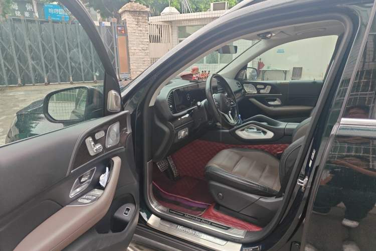 Used Mercedes-Benz GLS 2021 GLS 450 4MATIC Stylish Model Driver Seat