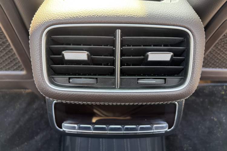 Used Mercedes-Benz GLS 2021 GLS 400 4MATIC Interior 13