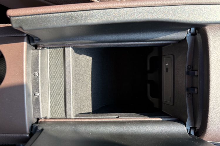 Used Mercedes-Benz GLS 2021 GLS 400 4MATIC Interior 2
