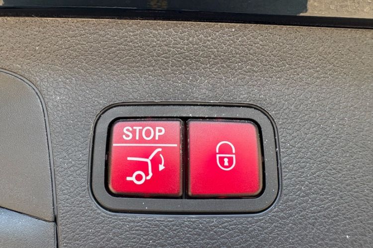 Used Mercedes-Benz GLS 2021 GLS 400 4MATIC Interior 9