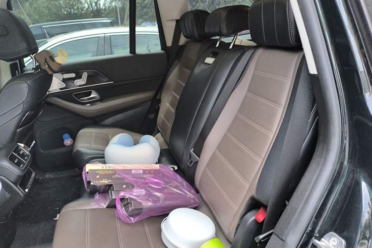 Used Mercedes-Benz GLS 2021 GLS 450 4MATIC Stylish Model Left Rear Seat