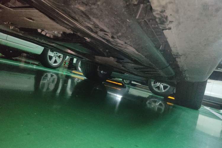 Used Mercedes-Benz GLS  Chassis Front Left