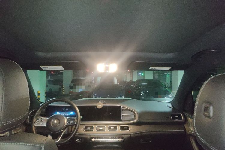 Used Mercedes-Benz GLS  Headliner