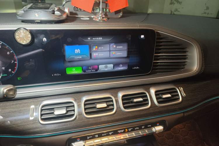 Used Mercedes-Benz GLS 2022 Second Facelift GLS 450 4MATIC Stylish Version Audio And AC Panel