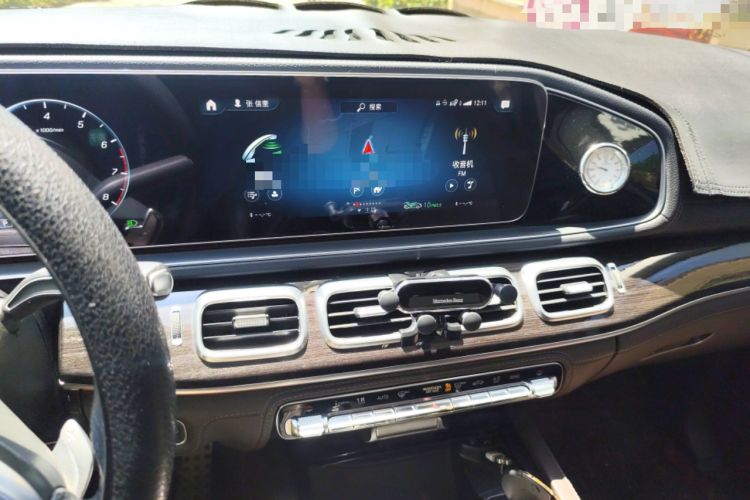 Used Mercedes-Benz GLS 2022 Second Facelift GLS 450 4MATIC Stylish Version Audio And AC Panel