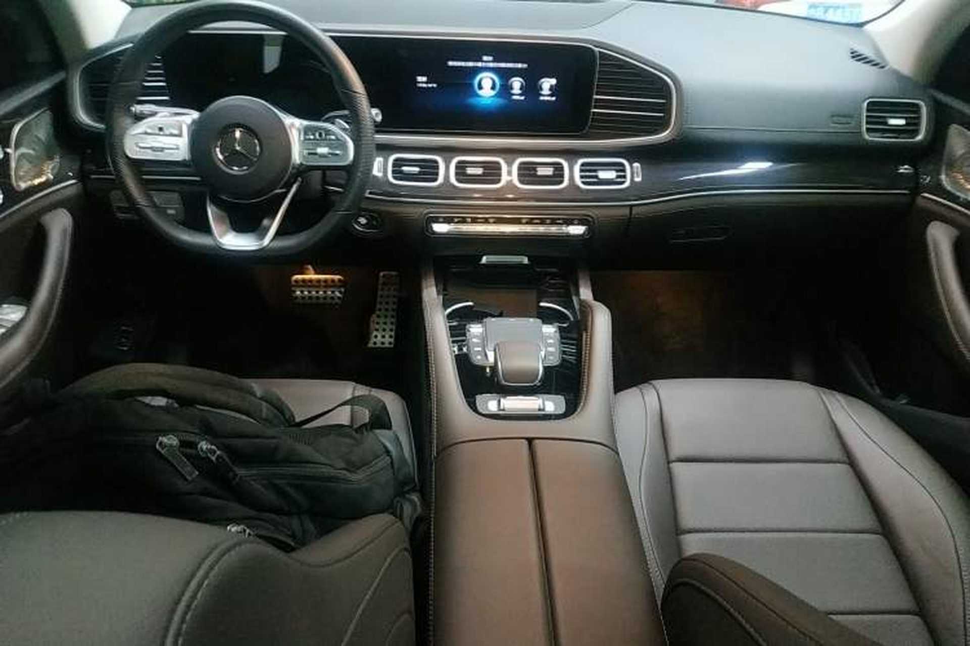 Used Mercedes-Benz GLS 2022 Second Facelift GLS 450 4MATIC Stylish Version Audio And AC Panel