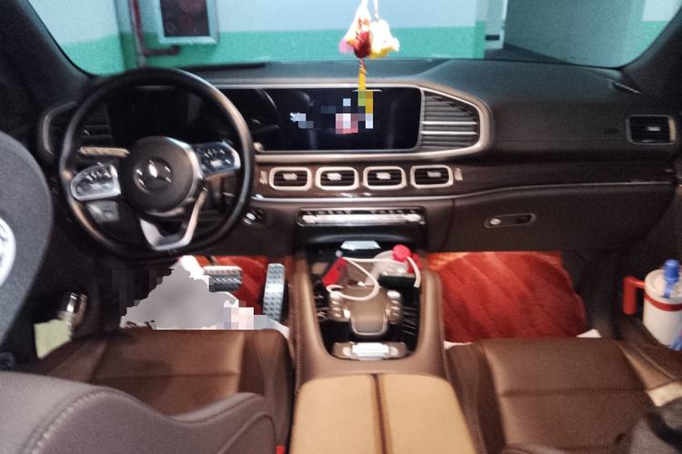 Used Mercedes-Benz GLS 2022 GLS 450 4MATIC Luxury Model Center Console