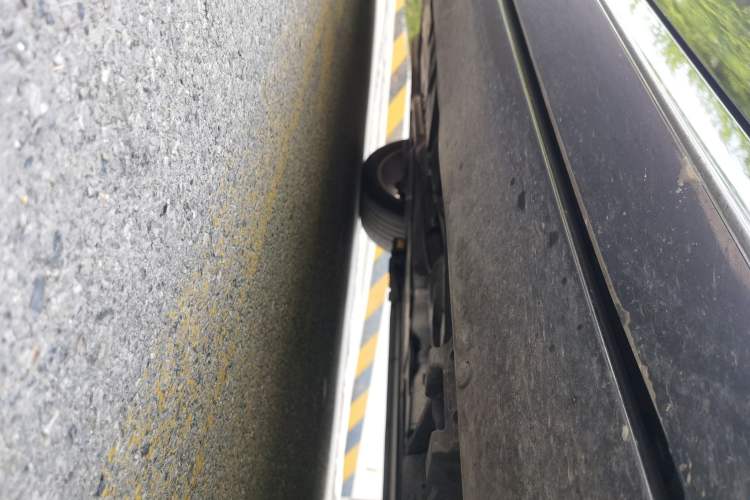 Used Mercedes-Benz GLS  Chassis Front Right