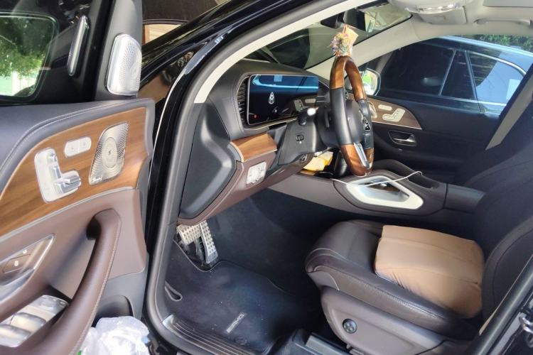 Used Mercedes-Benz GLS 2022 Second Facelift GLS 450 4MATIC Luxury Edition Driver Seat