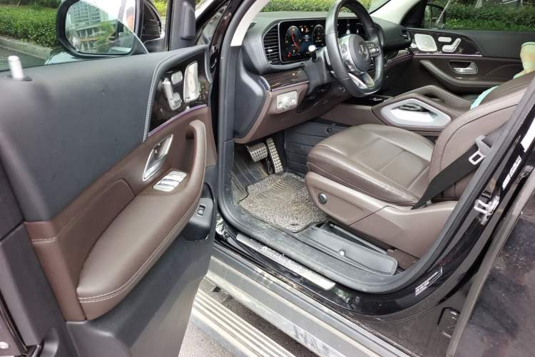 Used Mercedes-Benz GLS 2022 Second Facelift GLS 450 4MATIC Stylish Version Driver Seat