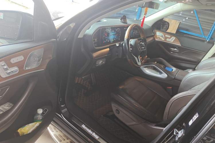 Used Mercedes-Benz GLS 2022 GLS 450 4MATIC Luxury Model Driver Seat