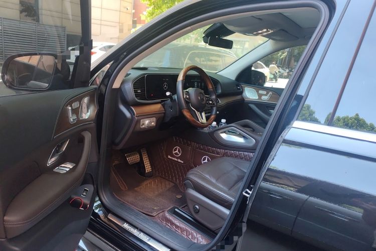 Used Mercedes-Benz GLS 2022 Second Facelift GLS 450 4MATIC Luxury Edition Driver Seat