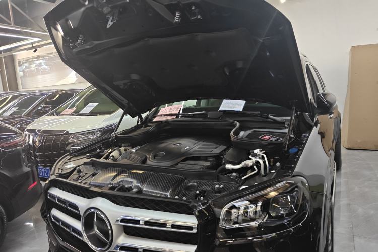 Used Mercedes-Benz GLS 2022 Second Facelift GLS 450 4MATIC Luxury Edition Engine Bay