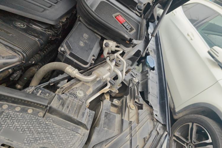 Used Mercedes-Benz GLS 2022 GLS 450 4MATIC Stylish Model Engine Bay Left