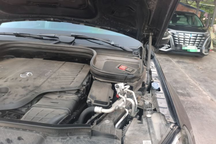 Used Mercedes-Benz GLS 2022 Second Facelift GLS 450 4MATIC Luxury Edition Engine Bay Left