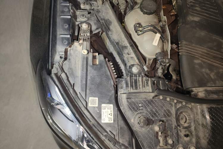 Used Mercedes-Benz GLS 2022 Second Facelift GLS 450 4MATIC Stylish Version Engine Bay Right