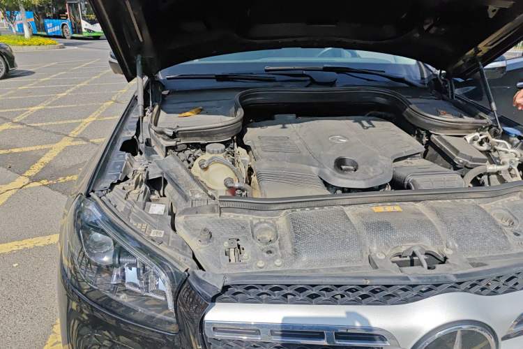 Used Mercedes-Benz GLS 2022 Second Facelift GLS 450 4MATIC Stylish Version Engine Bay Right