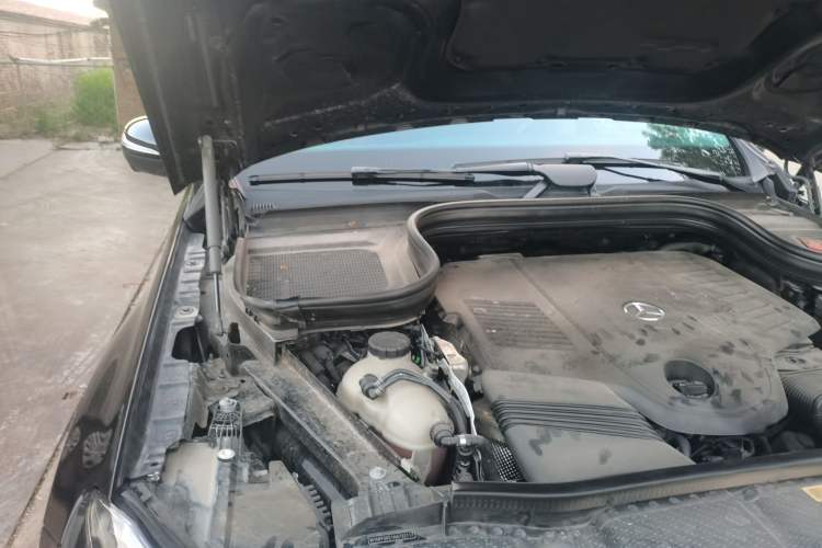 Used Mercedes-Benz GLS 2022 Second Facelift GLS 450 4MATIC Luxury Edition Engine Bay Right