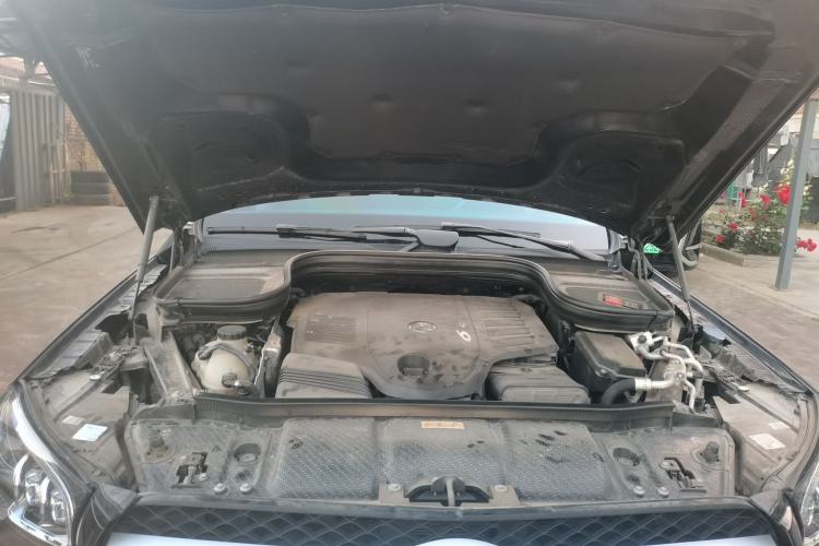Used Mercedes-Benz GLS 2022 Second Facelift GLS 450 4MATIC Luxury Edition Engine Bay