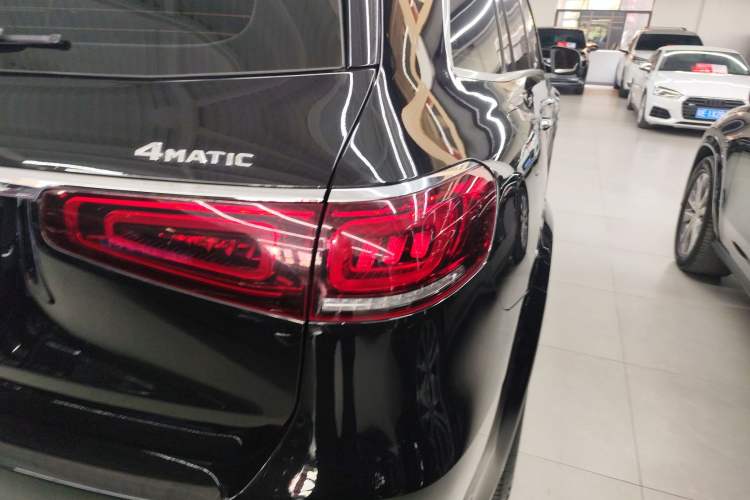 Used Mercedes-Benz GLS 2022 Second Facelift GLS 450 4MATIC Luxury Edition Exterior 6