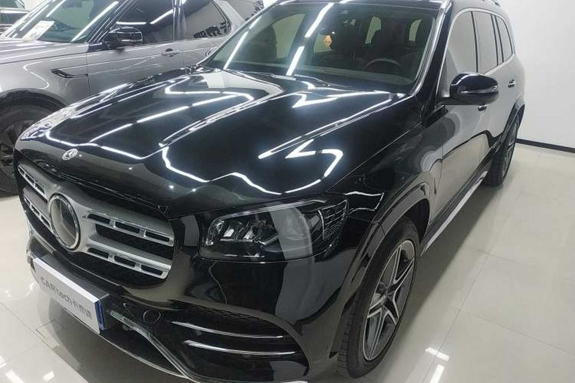Used Mercedes-Benz GLS 2022 Second Facelift GLS 450 4MATIC Stylish Version Front Left 45 Deg