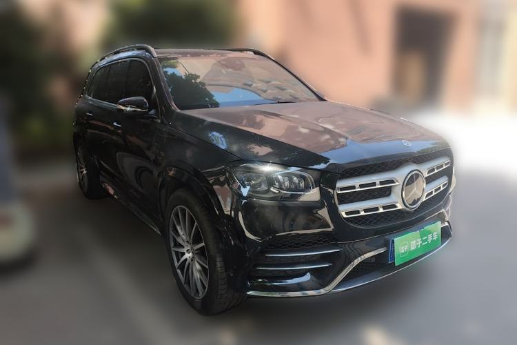 Used Mercedes-Benz GLS 2022 Second Facelift GLS 450 4MATIC Luxury Edition Front Right 45 Deg