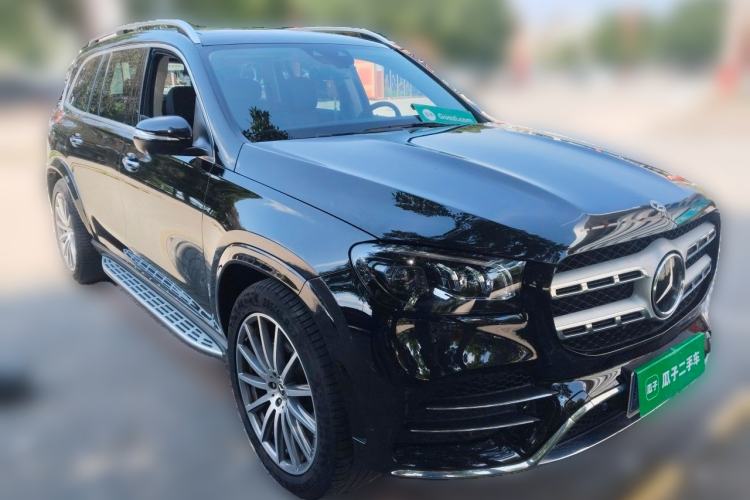 Used Mercedes-Benz GLS 2022 Second Facelift GLS 450 4MATIC Luxury Edition Front Right 45 Deg
