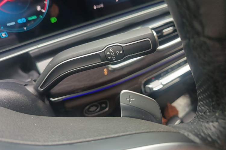 Used Mercedes-Benz GLS 2022 GLS 450 4MATIC Stylish Model Gear Lever