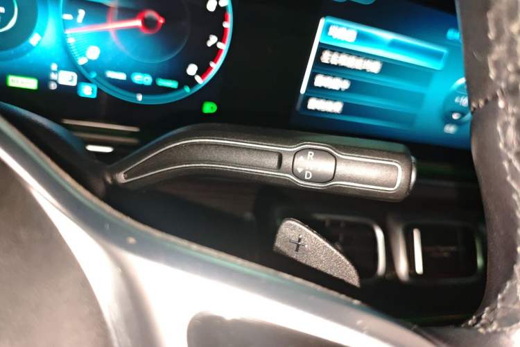 Used Mercedes-Benz GLS 2022 GLS 450 4MATIC Stylish Model Gear Lever
