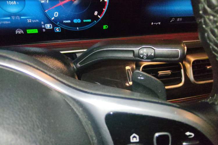 Used Mercedes-Benz GLS 2022 Second Facelift GLS 450 4MATIC Stylish Version Gear Lever