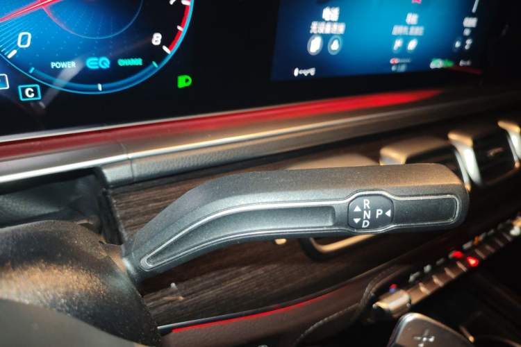 Used Mercedes-Benz GLS 2022 Second Facelift GLS 450 4MATIC Stylish Version Gear Lever