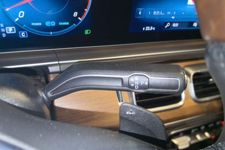 Used Mercedes-Benz GLS 2022 Second Facelift GLS 450 4MATIC Luxury Edition Gear Lever